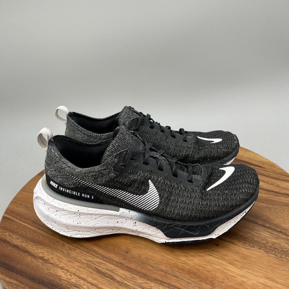 Nike ZoomX Invincible Run Flyknit 3 Shoes Mens 9.5 Black Running Comfort Sneaker